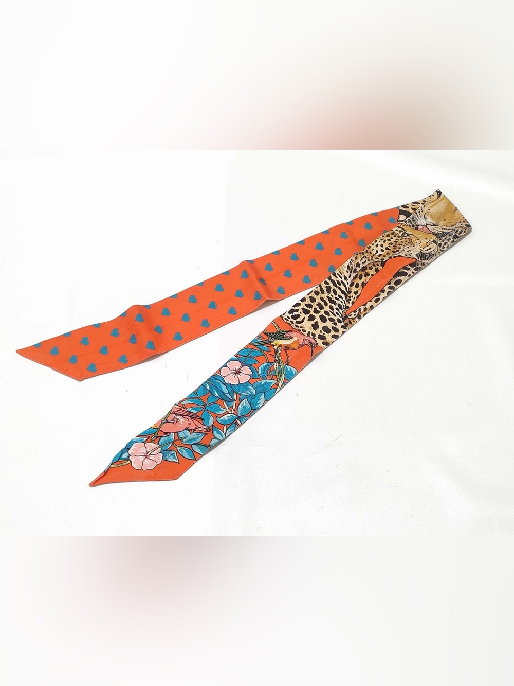 Hermès Silk Jungle Love Love Twilly Orange Bleu Brun (Used)